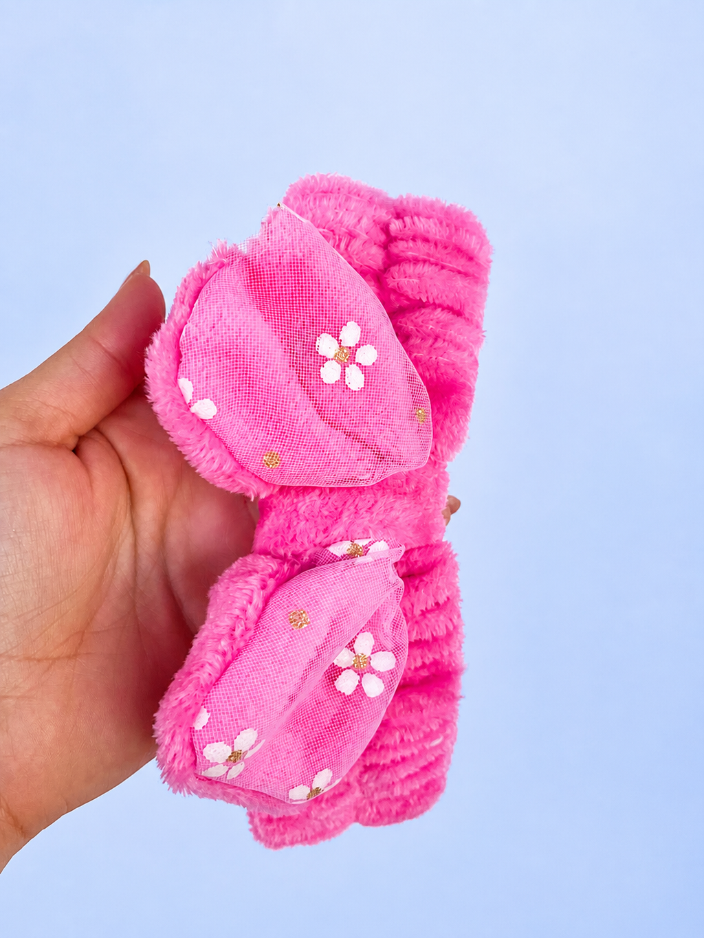 Faixa de Maquiagem Plush Rosa com Laço Floral Charmoso